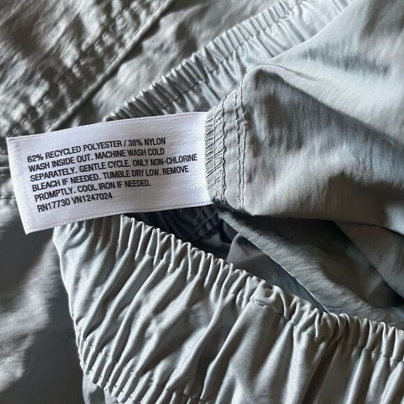 Wild Fable Nylon Cargo Pants Silver Grey XXS Shiny Jogger - Picture 7 of 13